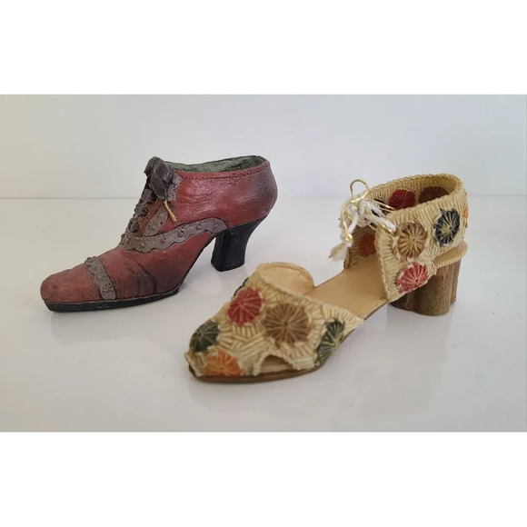 Vintage 1999 Nostalgia Popular Imports Antique Style Womens Boot Shoes Set Of 2 - Picture 3 of 6